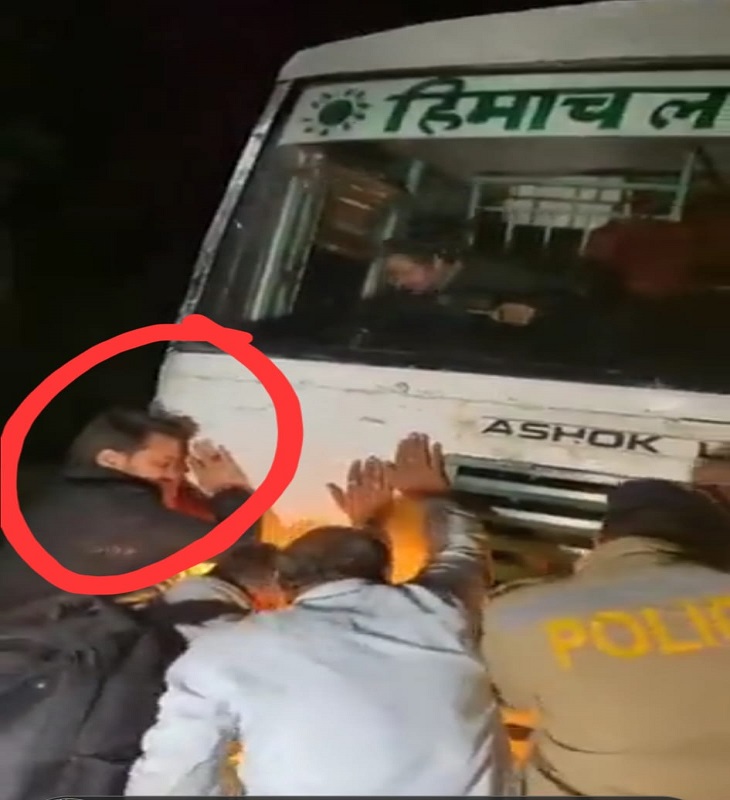केंद्रीय मंत्री अनुराग ठाकुर बिलासपुर में HRTC की किस प्रकार से। - दैनिक भास्कर