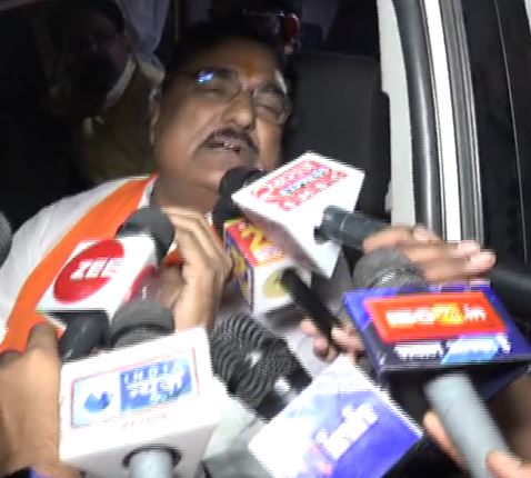 बैठक में शामिल होने के पहले कमल पटेल ने मीडिया से चर्चा की