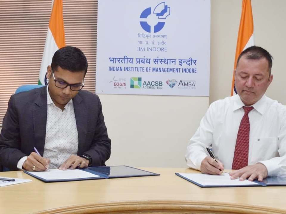 IIM Director Himanshu Rai and Collector Rishi Garg signed MoU | IIM ...