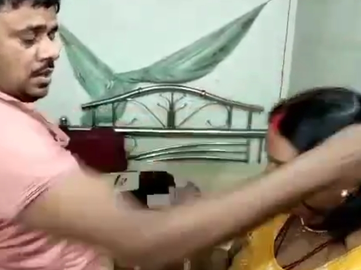 कई बार सिंदूर डालने का वीडियो वायरल