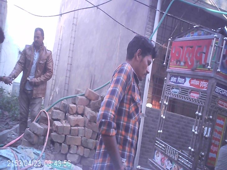 दैनिक भास्कर ने इन अड्डों का किया था खुलासा।
