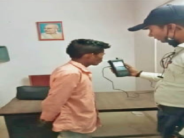 नशे में वाहन चलाने पर हादसे का 90 प्रतिशत जाेखिम रहता है। - Dainik Bhaskar