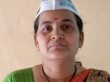 याचिका दायर करने वाली प्रत्याशी - Dainik Bhaskar