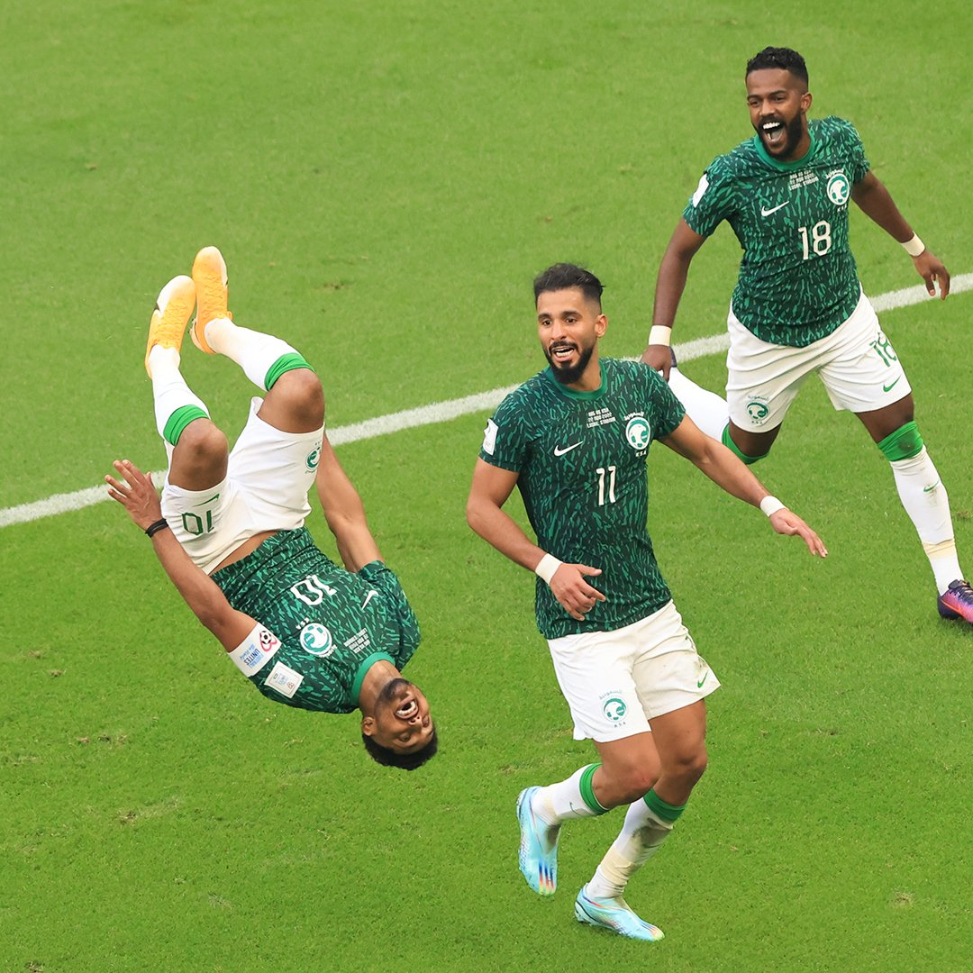 खिताब की दावेदार अर्जेंटीना को 49वें नंबर की टीम सउदी अरब ने 2-1 से हराया | Lionel Messi | FIFA World Cup Argentina Vs Saudi Arabia Update; Angel Di Maria Lautaro Martinez 7 सऊदी के अल अल दावसारी ने ने ने ने वें मिनट गोल द दाग कर बैकफ्लिप करते हुए सेलिब्रेट किया।।।।।।।।।।।।।।।।।।