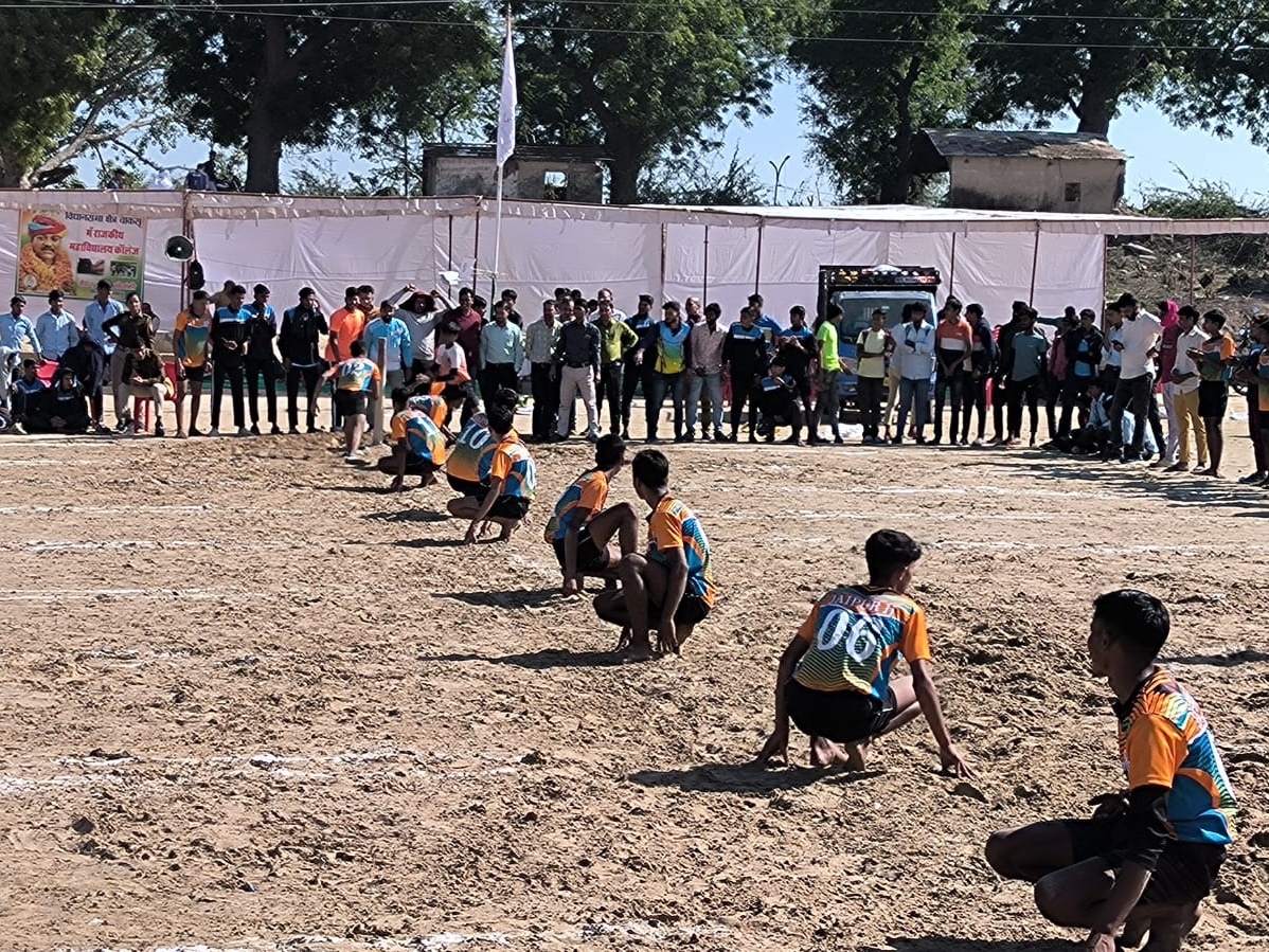 Jaipur Pratham and Sardul Sports Bikaner's team reached the final, the