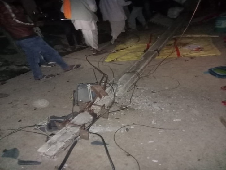 A dilapidated electric pole fell on a boy and a girl sitting in the ...