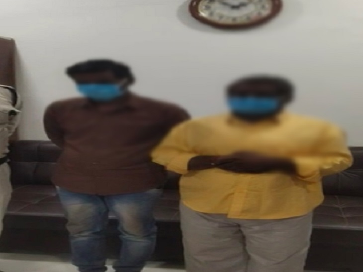 गिरफ्तर में आरोपी।