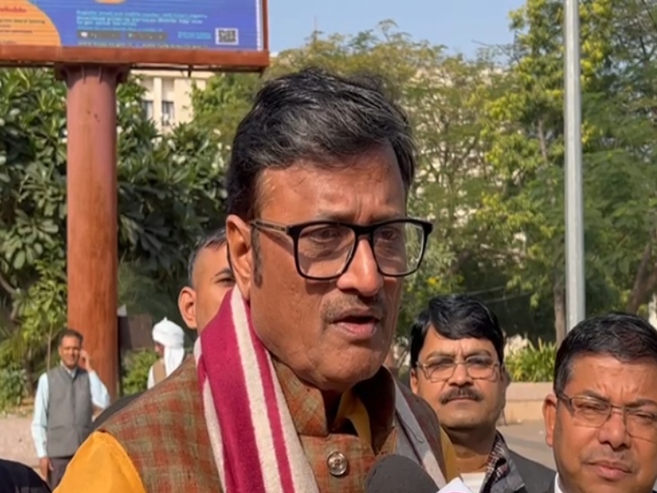 BJP Leader rajendra rathore PIL in Rajasthan Highcourt against Speaker ...