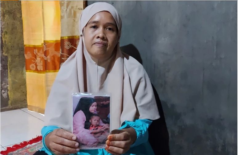 Indonesia Cough Syrup Death; 199 Killed, Victim Families Sue Govt Indonesia News इंडोनेशिया