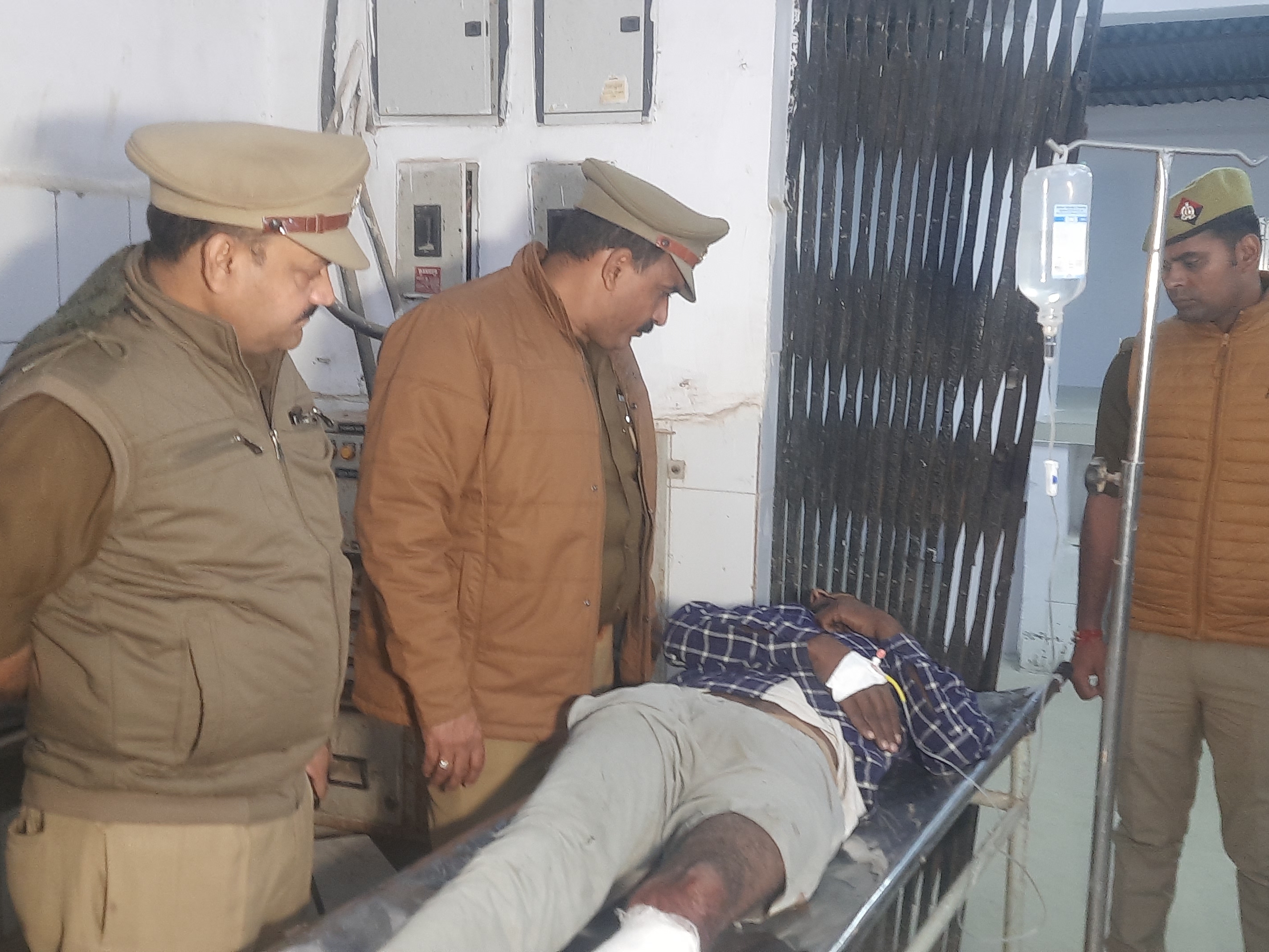 युवक के पिता की हो गई मौत।
