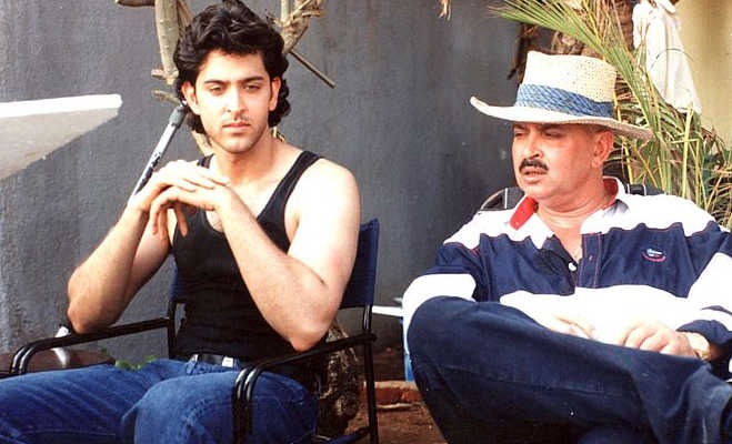 ऋतिक अपने पिता राकेश रोशन के साथ