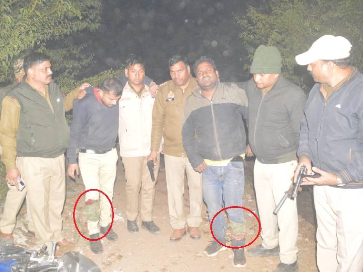 लाल घेरे में देख सकते हैं कि गोली लगने से बदमाश सचिन और शिवम सोनी घायल हुए हैं।