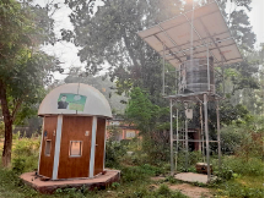 30 solar water ATMs costing 4 crores, not even a single drop of water ...