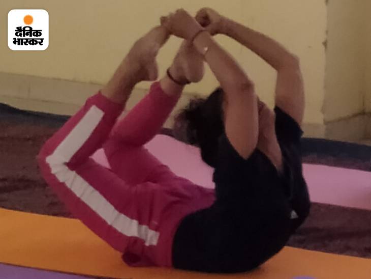 मुरादाबाद में बेसिक शिक्षा विभाग की मंडलीय योगा प्रतियोगिता में 48 टीचर्स ने लिया हिस्सा | 48 teachers participated in the Divisional Yoga Competition of Basic Education Department; 5 How to earn your money