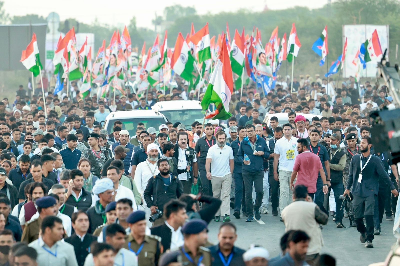भारत जोड़ो यात्रा आज सवाई माधोपुर से दौसा जिले में पहुंच गई। यात्रा पांच दिन तक दौसा जिले में ही रहेगी।
