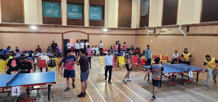 तीन दिवसीय आयोजन में आज 9 तरह खेलो का आयोजन जोधपुर के अलग अलग खेल मैदानों में शुरू हुआ जिसमें कैरम ,बॉक्स क्रिकेट, क्रिकेट, बैडमिंटन ,टेबल टेनिस, तैराकी ,शतरंज, वॉलीबॉल ,दौड़ की प्रतियोगिताएं हुई ।