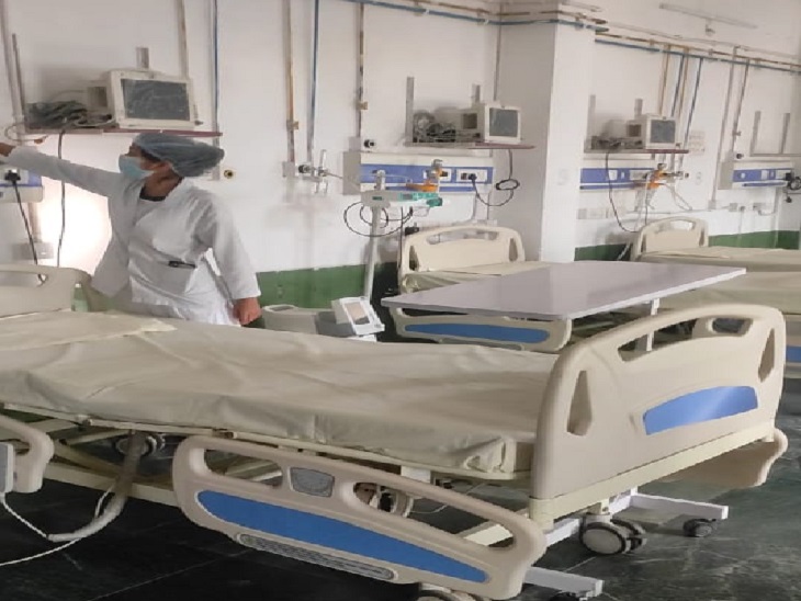 सभी जरूरी उपकरणों के साथ तैयार है आईसीयूड वार्ड।