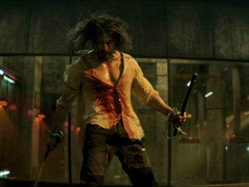 Crazy fan said - Pathan will be a disaster, Shahrukh said - Son does ...