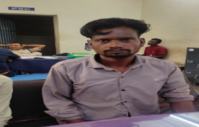 मृतक मनोज चौधरी।