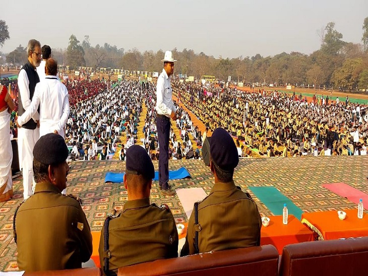 ट्रैफिक जागरूकता को लेकर बच्चों ने ली शपथ