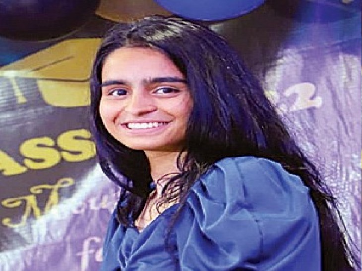 अपूर्वा सिंह ।