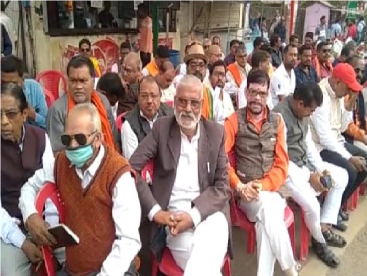 रासुका को बताया अघोषित आपातकाल।
