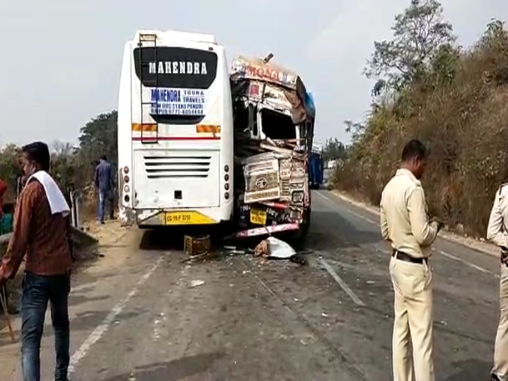 दोनों गाड़ियों की रफ्तार थी काफी तेज।