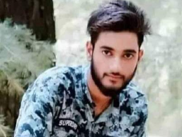 This picture is of Shahid Ahmed Sheikh, a terrorist killed in the encounter.  Security forces say that it had survived the previous encounter.