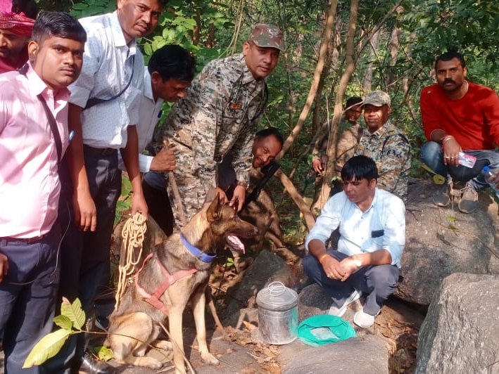 बीडीएस की टीम ने किया निष्क्रिय।