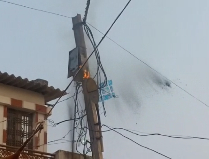 The lives of thousands of people were in danger, the fire broke out in ...