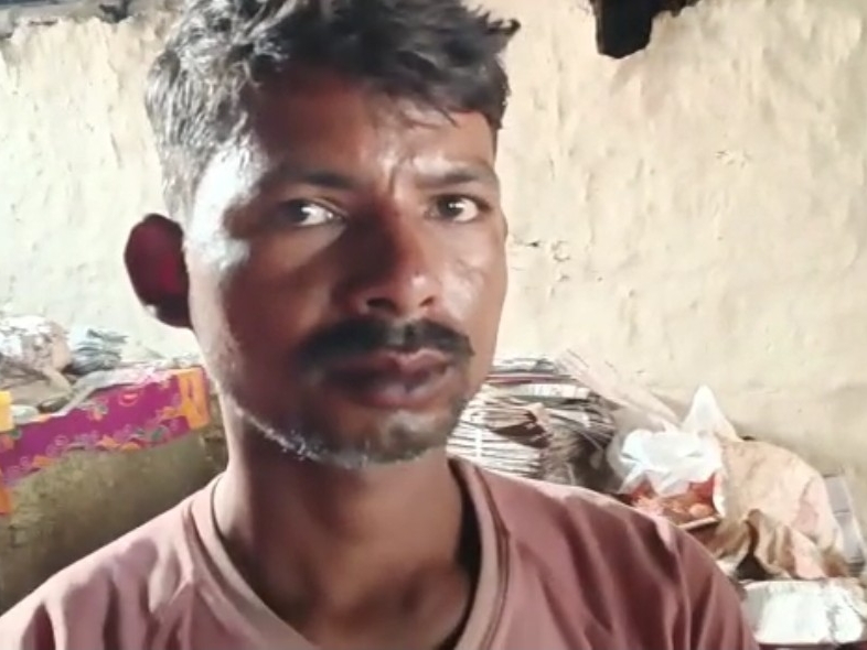 राजकुमार सहनी को पुलिस ने गिरफ्तार कर लिया।