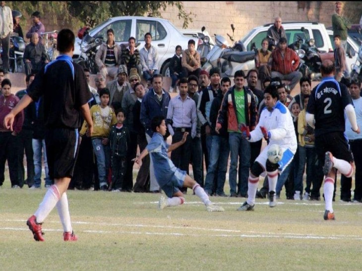 गली के एक स्कूल से हुई थी शुरुआत, मोहल्लों के नाम से बनती है टीम