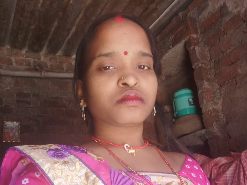 कमरे में फंदे से झूल रहा था शव, पुलिस ने कहा- फांसी लगाकर सुसाइड कर लिया |  Dead body of married woman found in Nalanda, police said - committed suicide  by hanging -