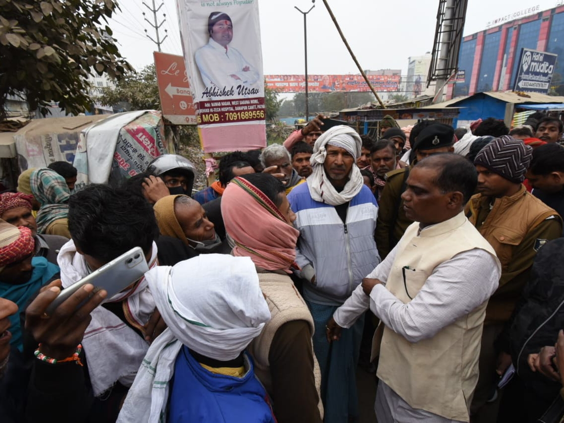 Mobilization of workers at Patna's RPS turn] Labor Minister Surendra ...