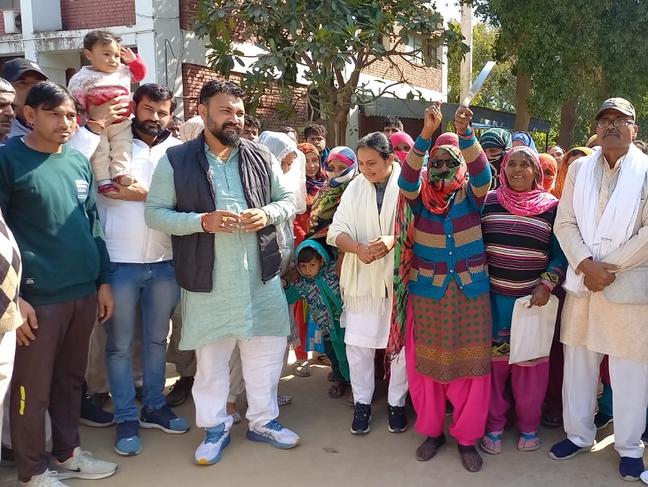 Jhajjar Beri Area, old age pension and BPL card, family identity card
