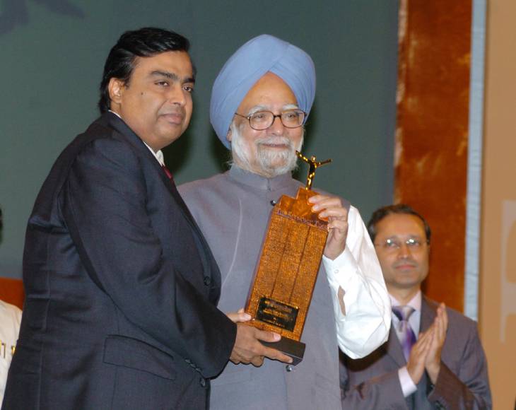 When Mukesh Ambani was at his best ranking in the list of billionaires of the world, at that time the UPA government was at the center.