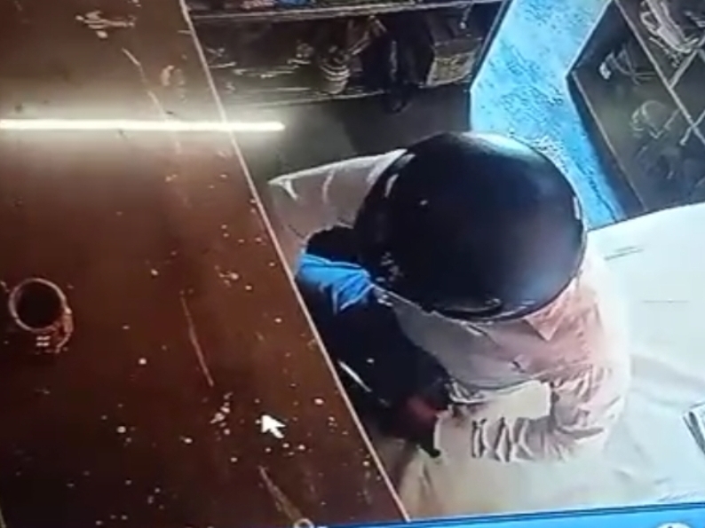 One entangled, the other stole wearing a helmet, incident captured in