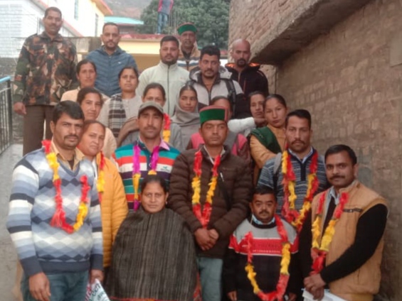 मल्टी-टास्क वर्कर कर्मचारी महासंघ द्रंग द्वितीय की नवनियुक्त कार्यकारिणी। - Dainik Bhaskar