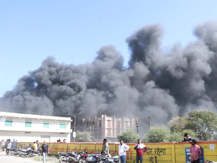 Indore Plastic Factory Fire Accident Video Update Indore News इंदौर