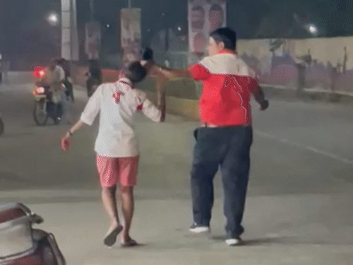 आरोपी ने नाबालिग की मां से बोला था- मुझे अपनी बेटी दे दो, पत्नी बनाकर  रखूंगा | War from Raipur Gudhiyari Gandasa Minor girl shopkeeper Onkar  Tiwari murderous attack on minor girl -