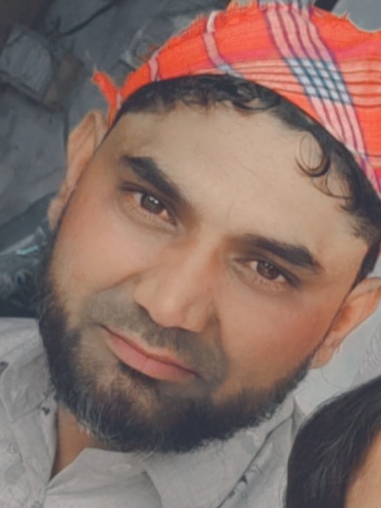 जुनैद भरतपुर के घाटमीका गांव का निवासी था। पुलिस का एक वीडियो सामने आया है जिसमें कहा गया है कि नासिर और जुनैद घर से निकले तो गांव से ही उनके निकलने की सूचना लीक की गई थी।