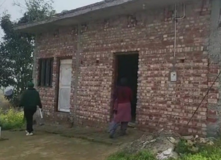 गुरदासपुर में महिला का बिजली कनेक्शन काटा: बोलीं- 2 महीने से घर में छाया अंधेरा (The News Air) 2 गांव सूच में महिला ने 2 साल पहले घर बनाया था। 2 महीने पहले विभाग ने उस पर 9500 रुपए का जुर्माना लगाया था।