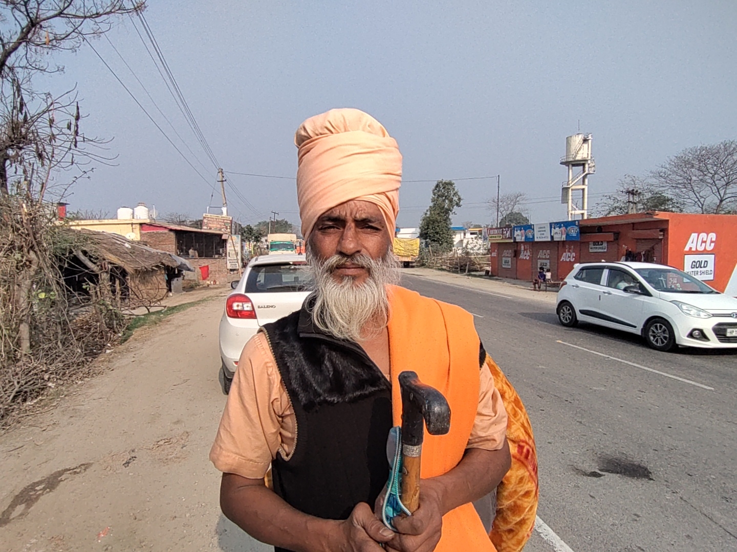 गरली में संत महात्माओं के सम्मेलन में जाते बाबा सुखचैन दास।