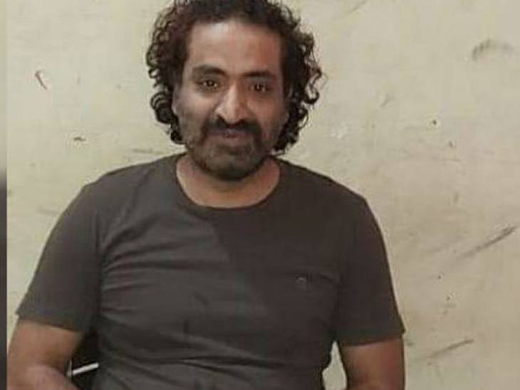 ये तस्वीर अतीक के भाई और राजू पाल हत्याकांड के मुख्य आरोपी खालिद अजीम उर्फ अशरफ की है।
