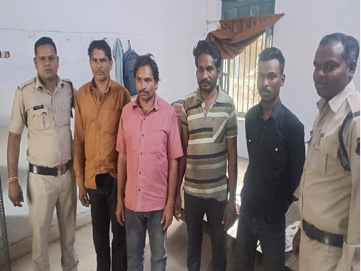 होली के पहले शांति व्यवस्था बनाने पुलिस ने की कार्रवाई।