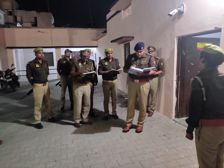 5 women constables line spot, outpost incharge suspended for ...