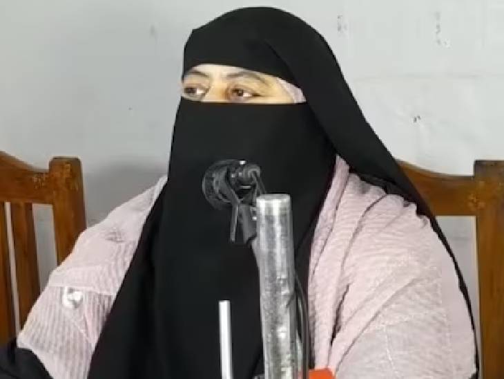 शाइस्ता परवीन भी साजिश रचने में आरोपी बनाई गई है। 25 हजार रुपए का इनाम जारी हुआ है।