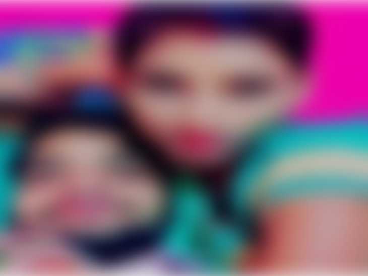 प्रेमी के साथ युवती - Dainik Bhaskar