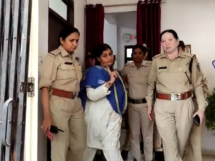 उषा राज को जेल से ही पुलिस ने हिरासत में ले लिया।