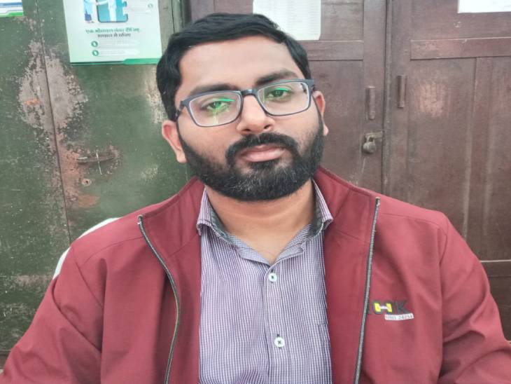 मंडलीय अस्पताल स्थित जिला क्षय रोग केंद्र के मेडिकल ऑफिसर डॉ. अन्वित श्रीवास्तव के अनुसार, हमें आभास ही नहीं होता कि रीढ़ की हड्डी में टीबी भी हो सकती है।